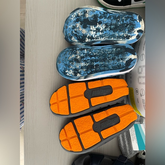 Boy’s Water Shoes - Picture 2 of 2